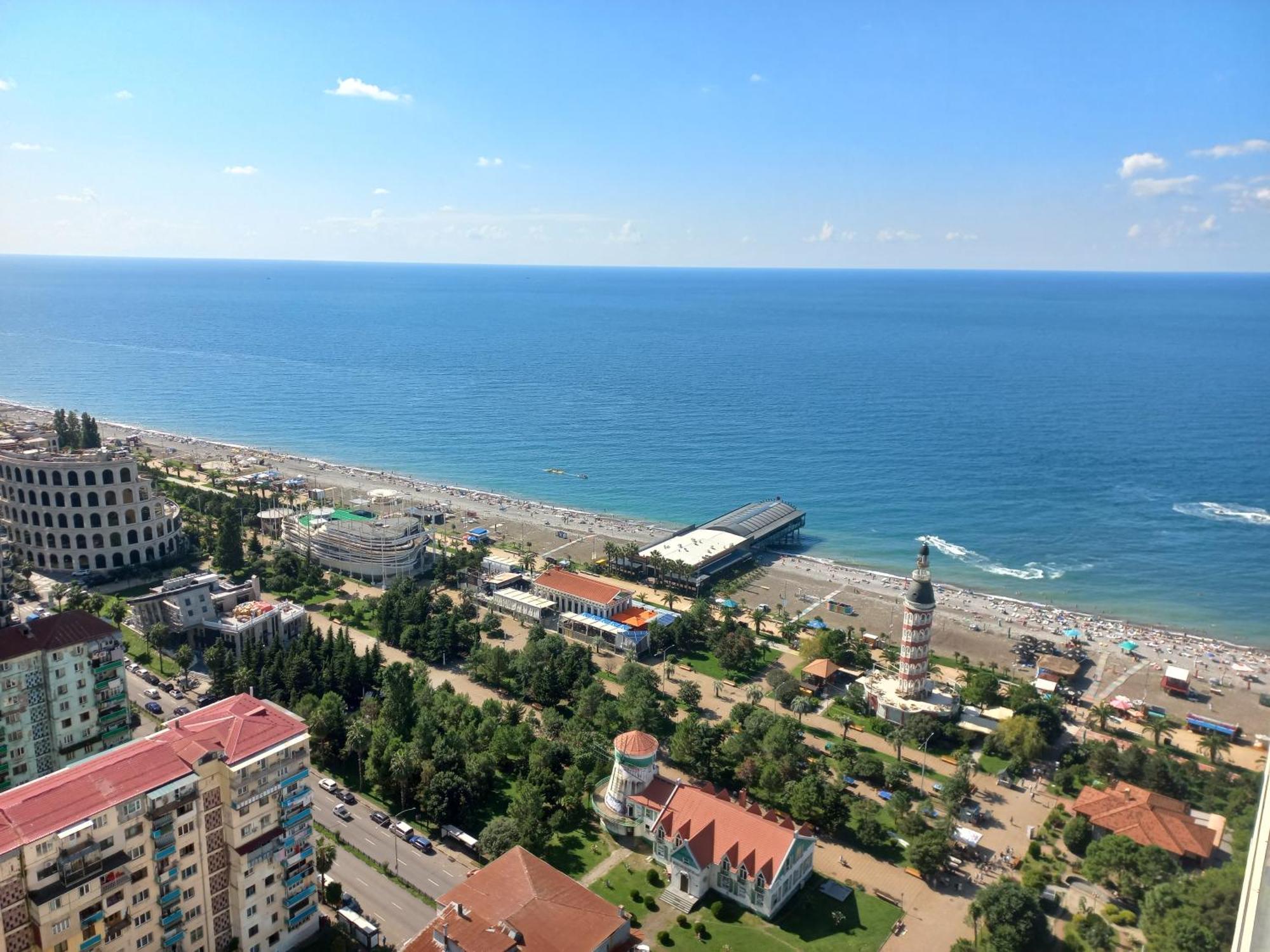 Orbi City Apartments On The Beach Батуми Экстерьер фото