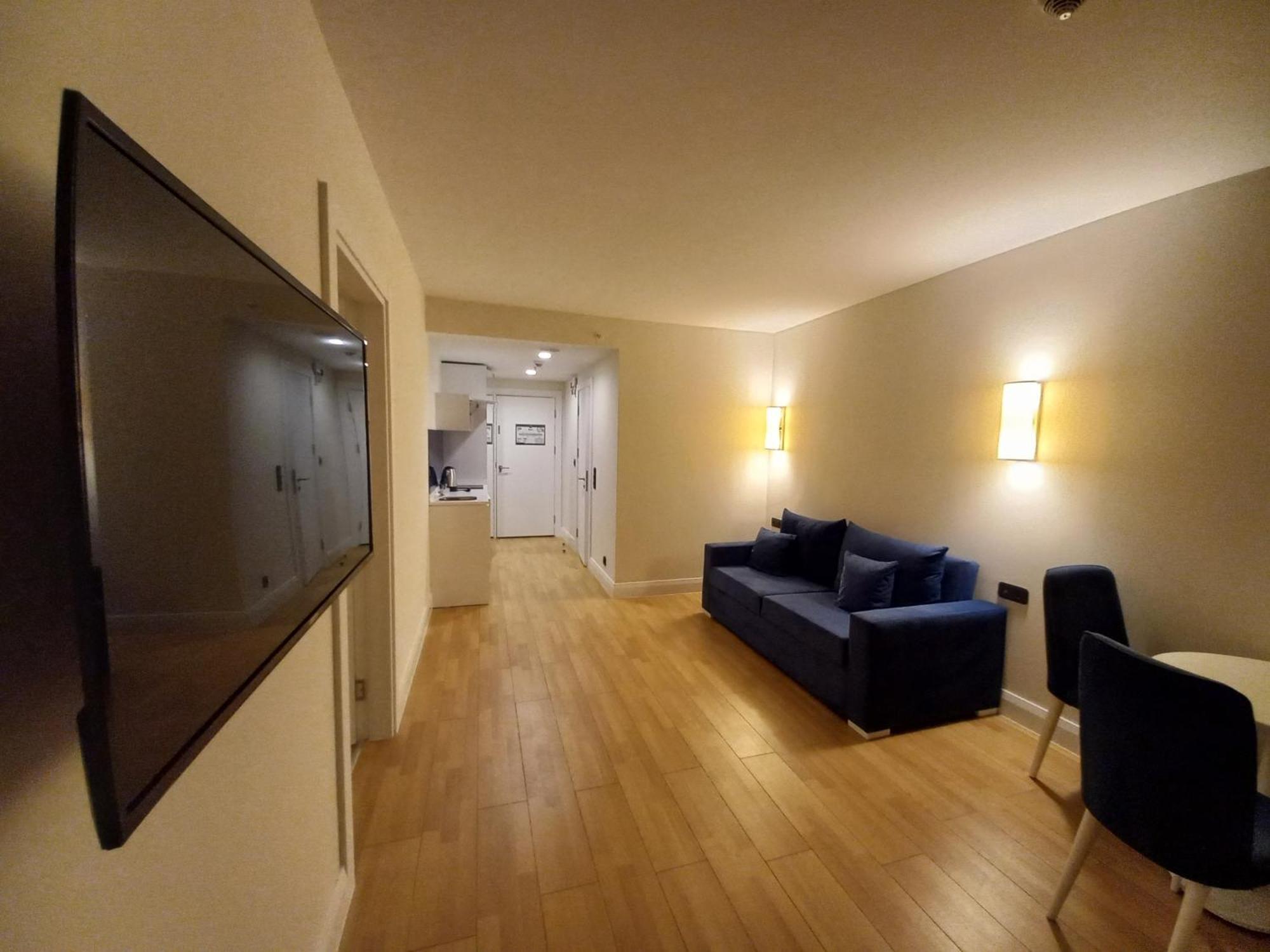 Orbi City Apartments On The Beach Батуми Экстерьер фото