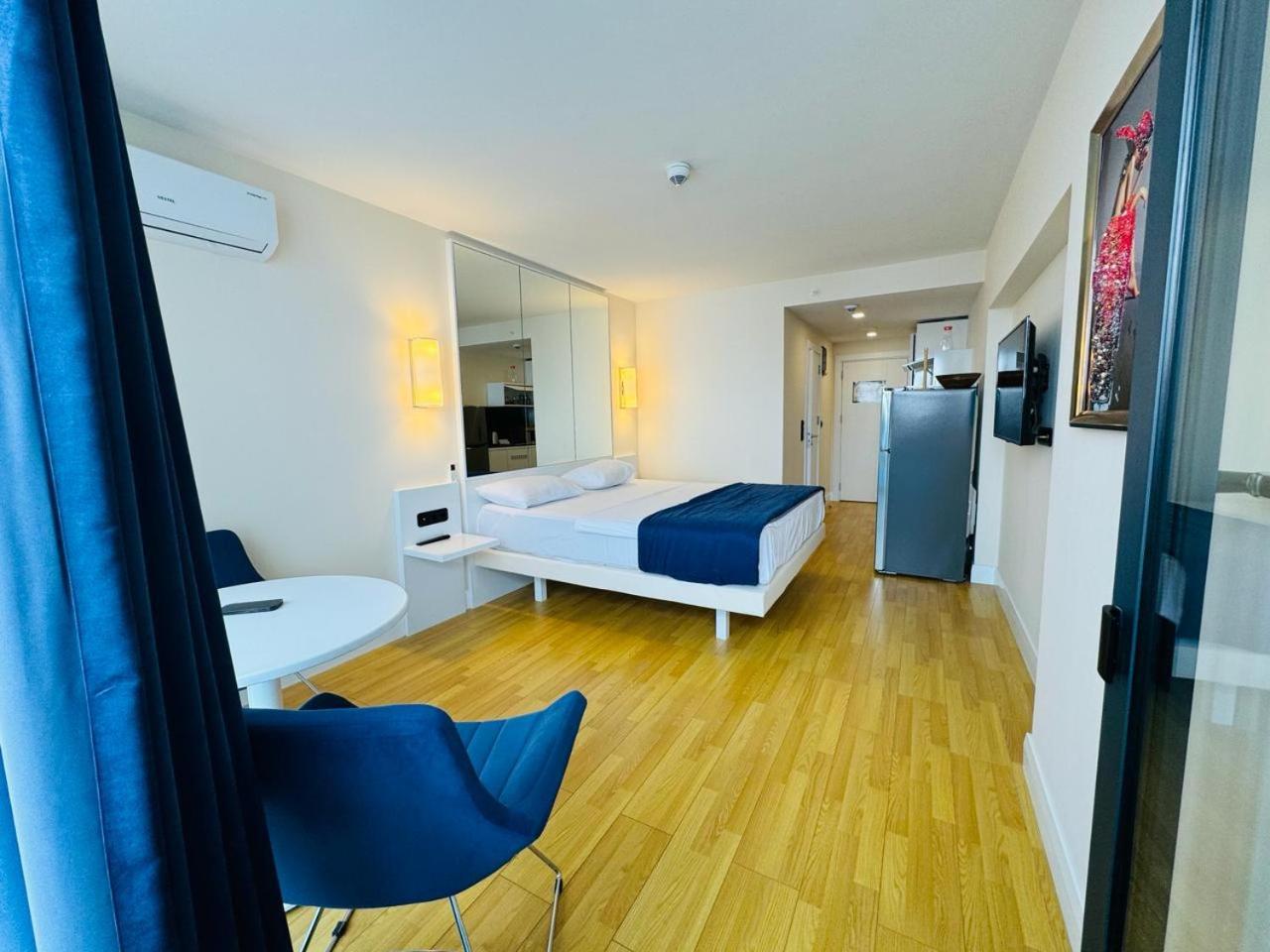 Orbi City Apartments On The Beach Батуми Экстерьер фото